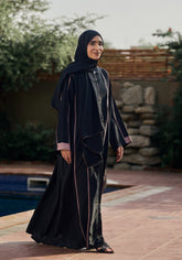 Hijabi.Pk Nida Contrast Abaya | The Classic Edits